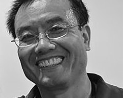 Doctor Lin-Zhi Chen headshot